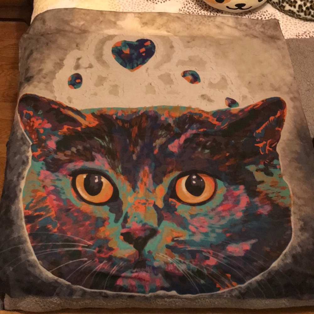 😻 Whimsical Fashion Cat Scarf 😻